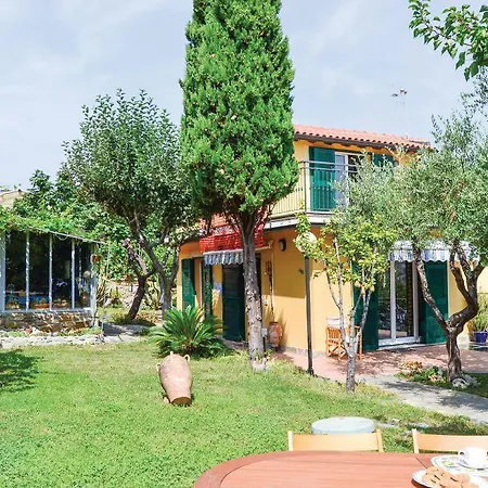Holiday Capo Buona Speranza בית נופש