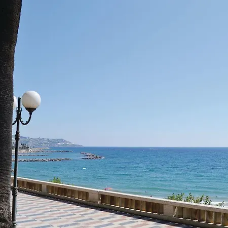 Holiday Capo Buona Speranza סנטו סטפנו אל מארה